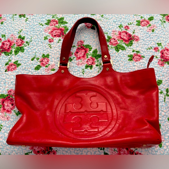 Tory Burch Handbags - Classic Tory Burch Leather Bombe Tote